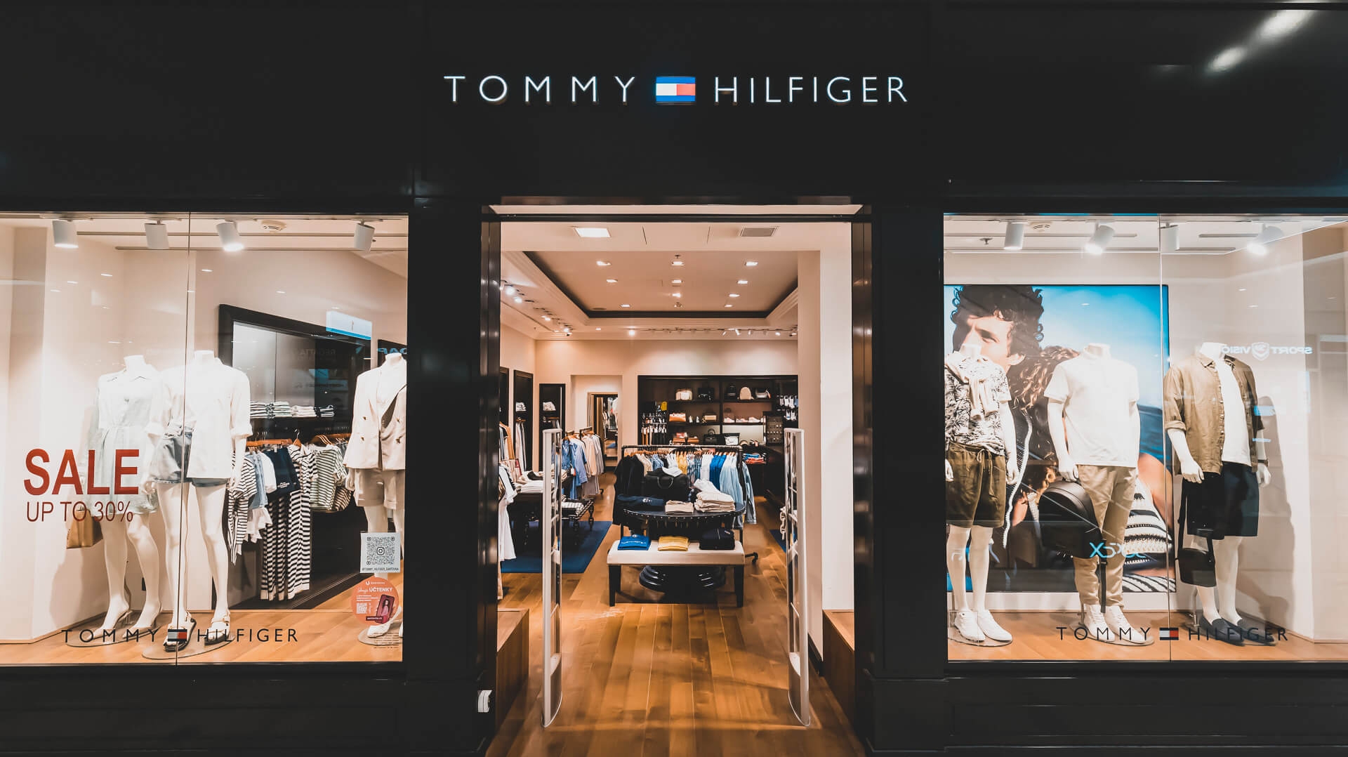 Tommy Hilfiger